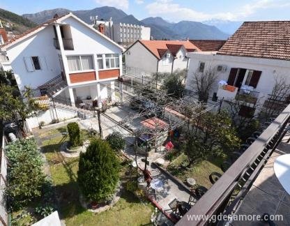 Apartmani Malović, alojamiento privado en Bijela, Montenegro - C975A4E5-DA97-474E-88E3-B7EB27A03307