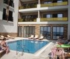 Lux apartman sa bazenom i privatnom plazom, logement privé à Saranda, Albania