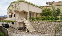Guest House Ana, Magán szállás a községben Buljarica, Montenegró