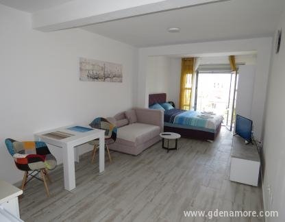 Bella apartmani, privatni smeštaj u mestu Bijela, Crna Gora - IMG_4252