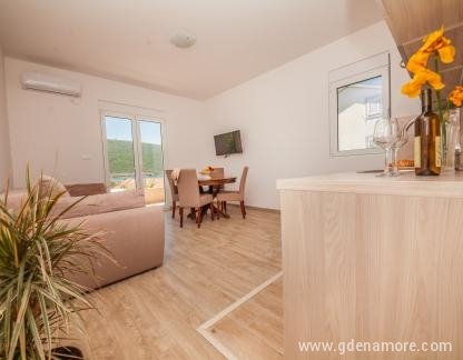Apartments Ruzmarin, , private accommodation in city Kumbor, Montenegro - IMG_0014