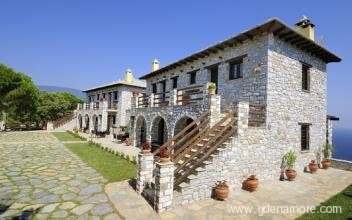 Prasino Galazio Traditional Guesthouse, logement privé à Mouresi, Grèce