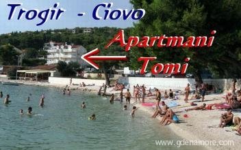 Trogir (isola di Ciovo) Appartamenti e camere vicino al mare e alla spiaggia, alloggi privati a Trogir, Croazia