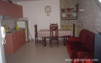 Appartements & # 34 ; IVA & # 34 ;, logement privé à Vrsar, Croatie